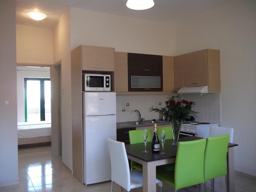 Kritamos Beach Apartments فراكوكاستيلو المظهر الخارجي الصورة