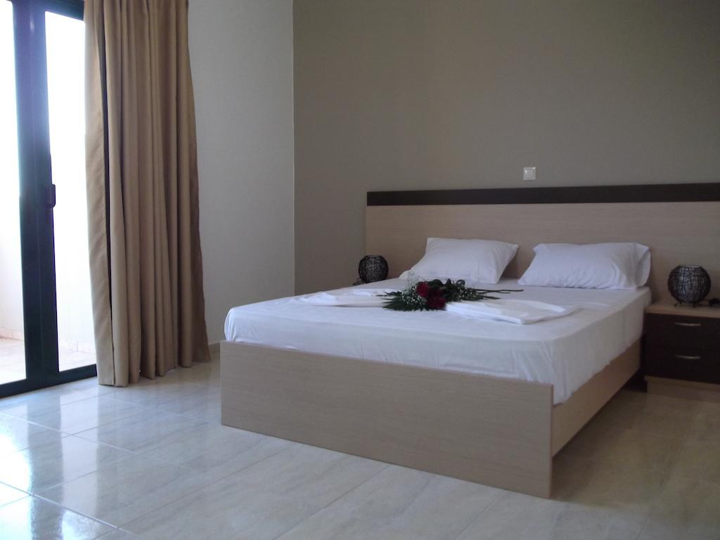 Kritamos Beach Apartments فراكوكاستيلو المظهر الخارجي الصورة