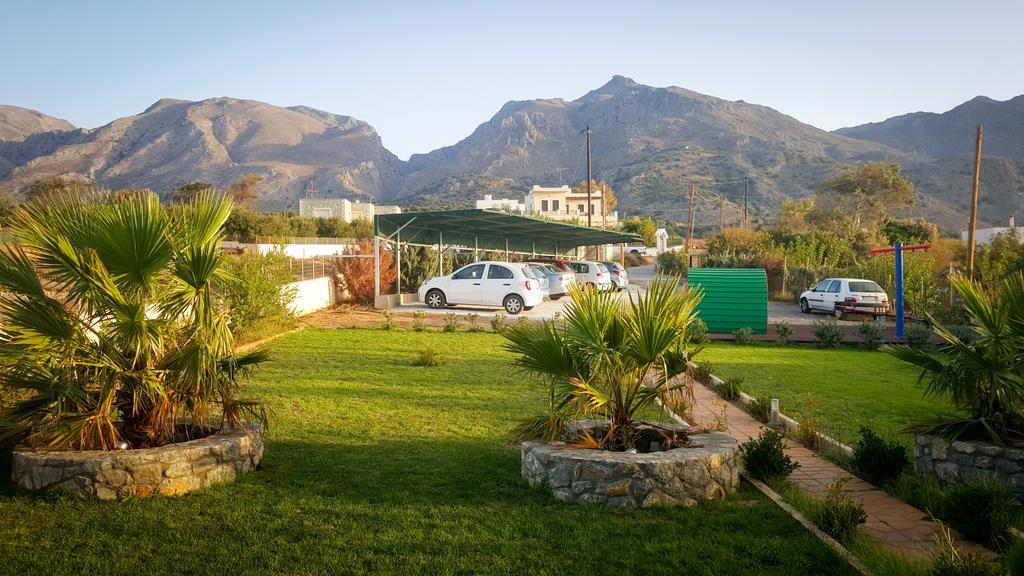 Kritamos Beach Apartments فراكوكاستيلو المظهر الخارجي الصورة